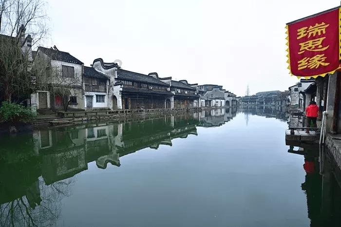 逃出上锁的现代房间7